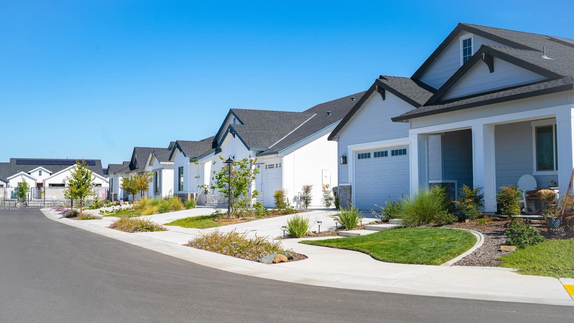 High resolution street view of residential properties